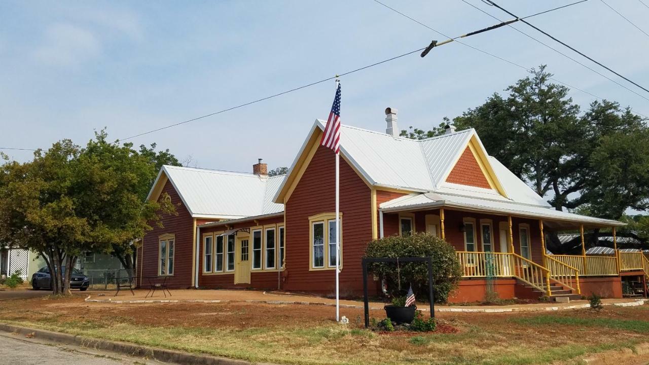 1890 Karcher Haus Bed & Breakfast Llano Dış mekan fotoğraf